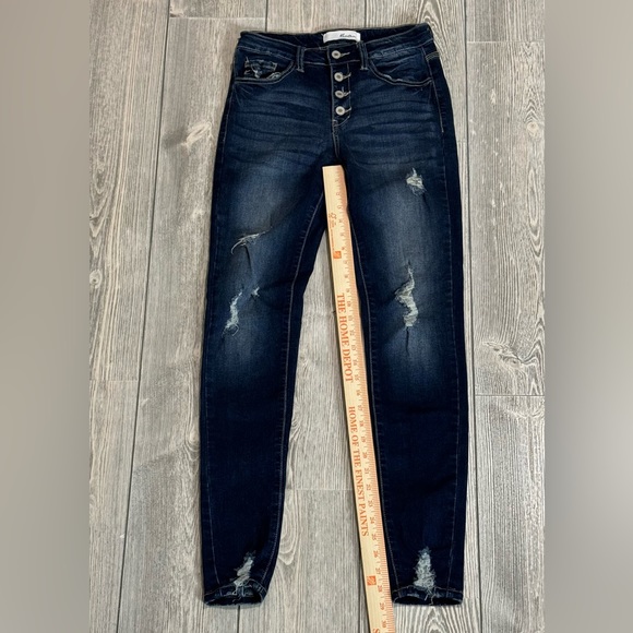 KanCan skinny, high-rise jeans, Size 5/26, dark wash, soft & stretchy denim - Picture 7 of 8